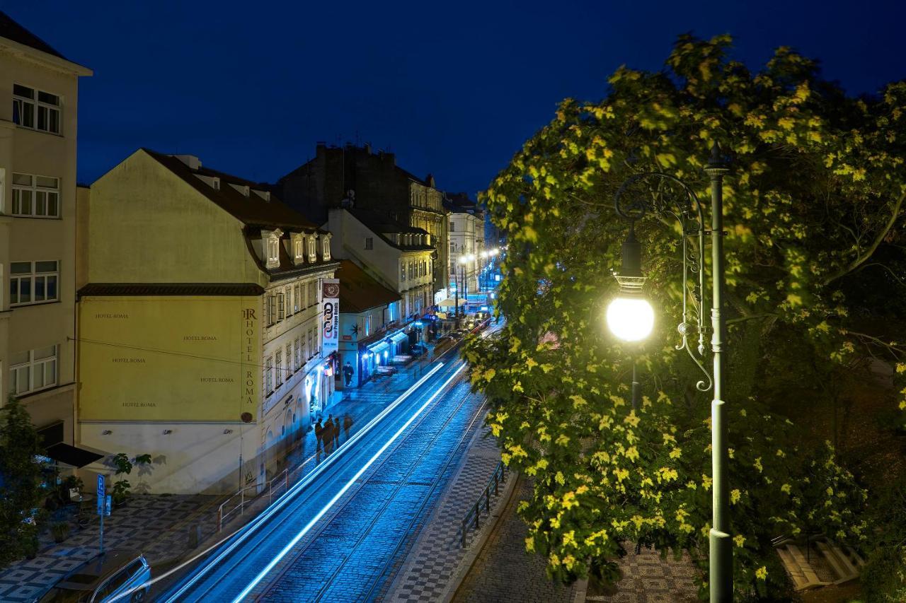 Downtown Suites Mala Strana Prague Extérieur photo